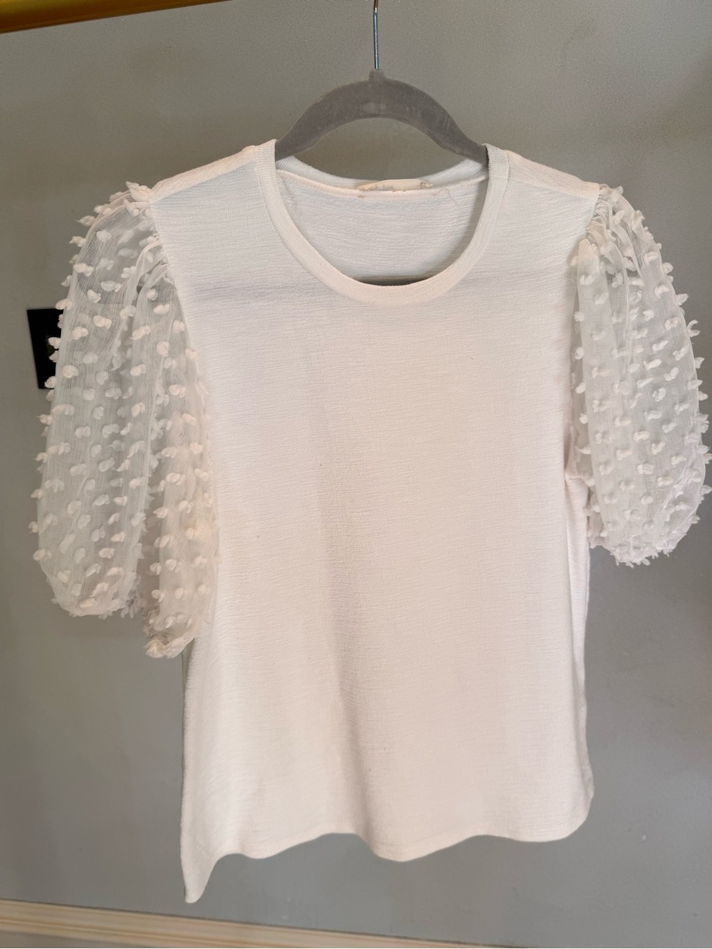 White Puff-Sleeve Textured Tee